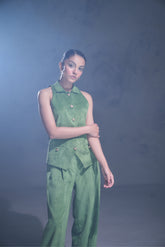 Shadow (green corduroy)