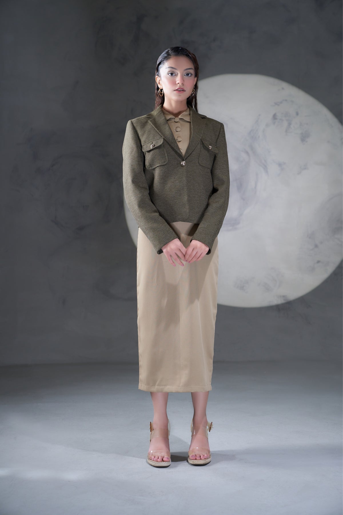 Lunar (olive and beige)