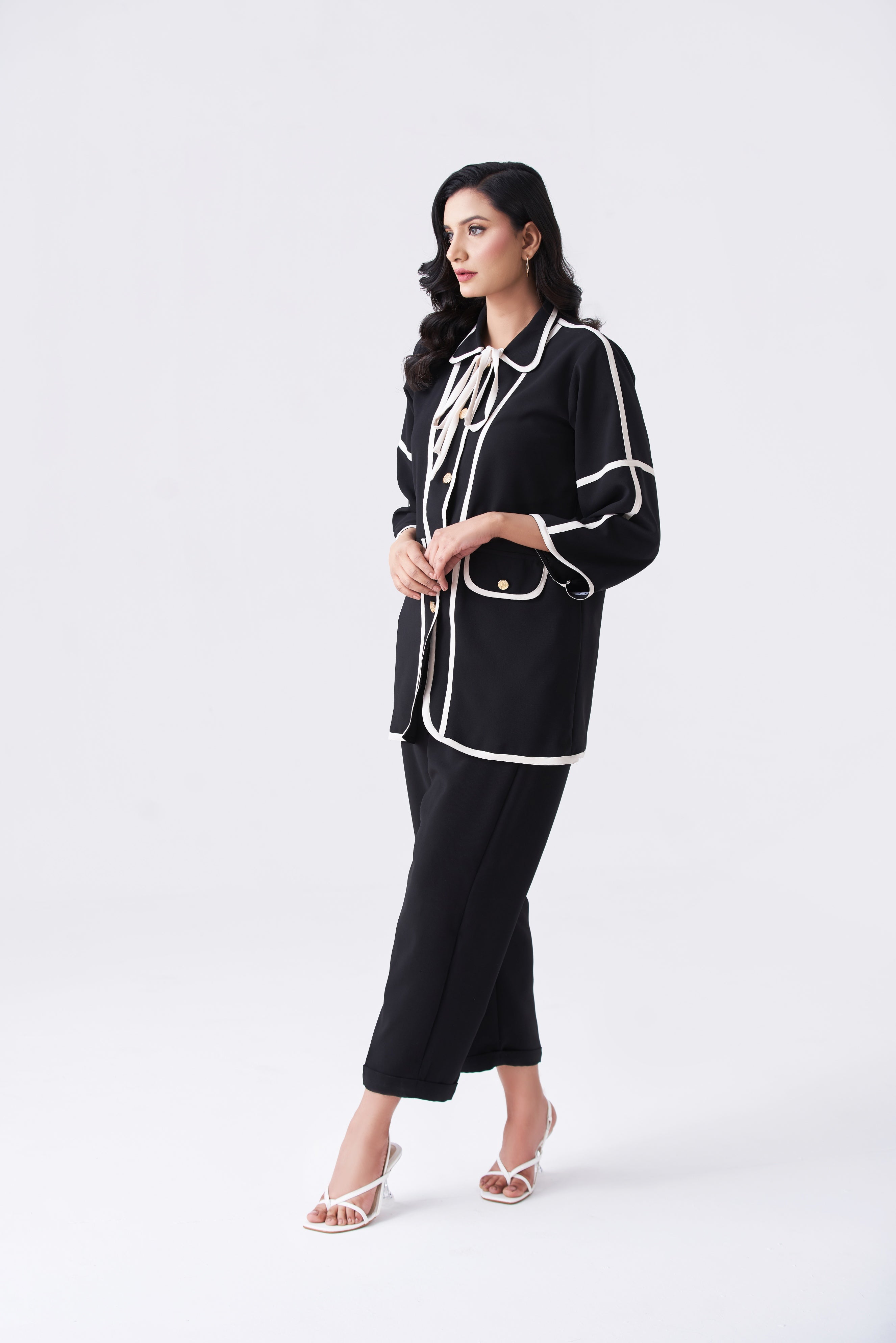 Elior Black